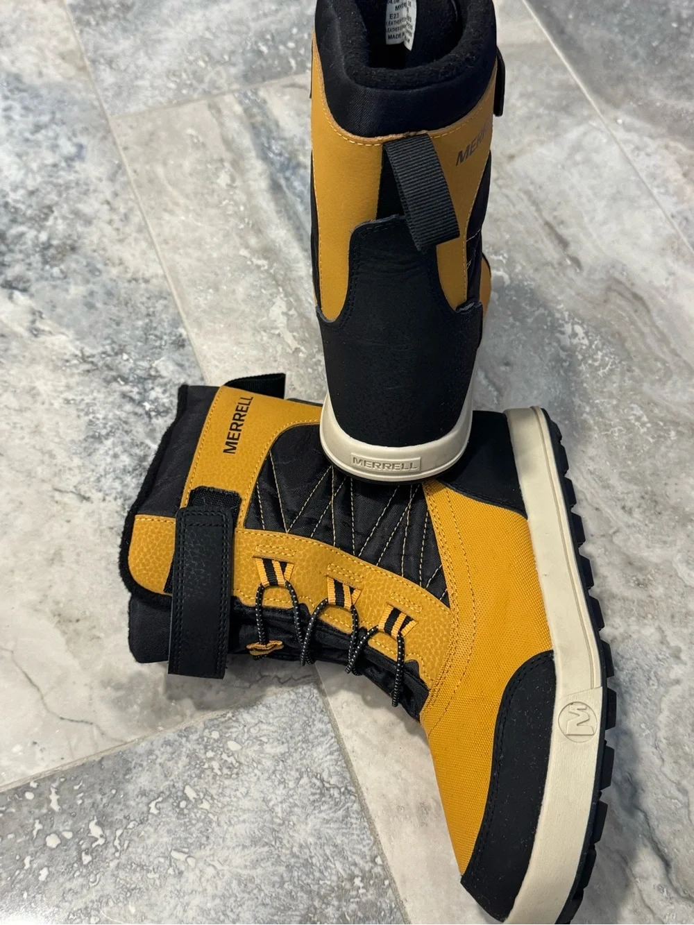 Merrell Kids Yellow and Black Outdoor Snow Boots